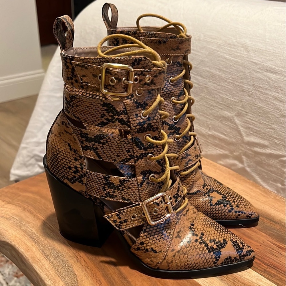 PrettyLittleThings trendy boots!